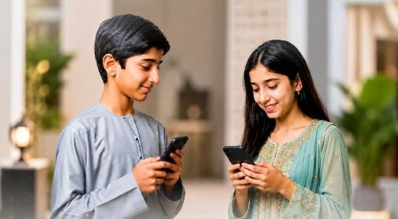 الإمارات تحدد 15 عاماً كحد أدنى لاستخدام منصات التواصل الاجتماعي